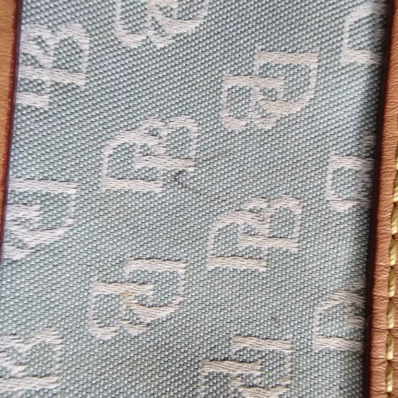 Large Dooney & Bourke purse with wallet - Picture 7 of 8